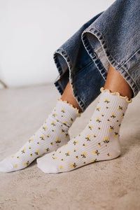Cutie Crew Socks - Yellow Floral