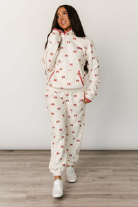 Comfort Zone Joggers - Bundled In Bows