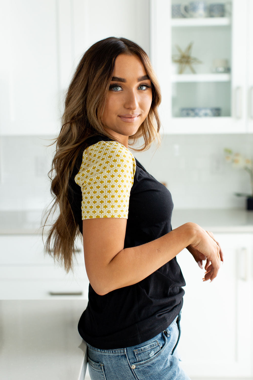 Lulu Tee - Beehive Accent