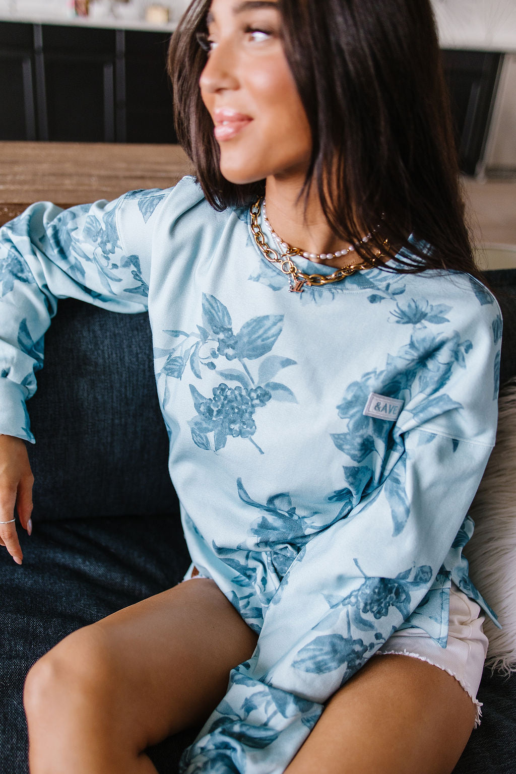 University SideSlit Pullover - Poolside