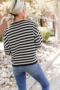 Classic Cardigan - Fine Lines