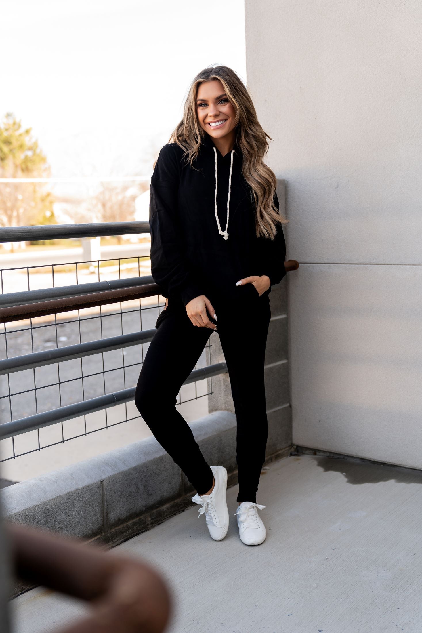 poppy あさぎーにょ TULLE DOCKING HOODIE Tulle docking hoodie（black） – POPPY