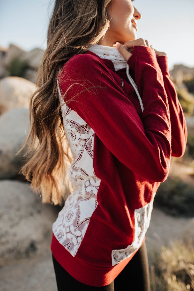 DoubleHood™ Sweatshirt - Lovely Lace Burgundy