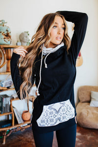 DoubleHood™ Sweatshirt - Lovely Lace Black