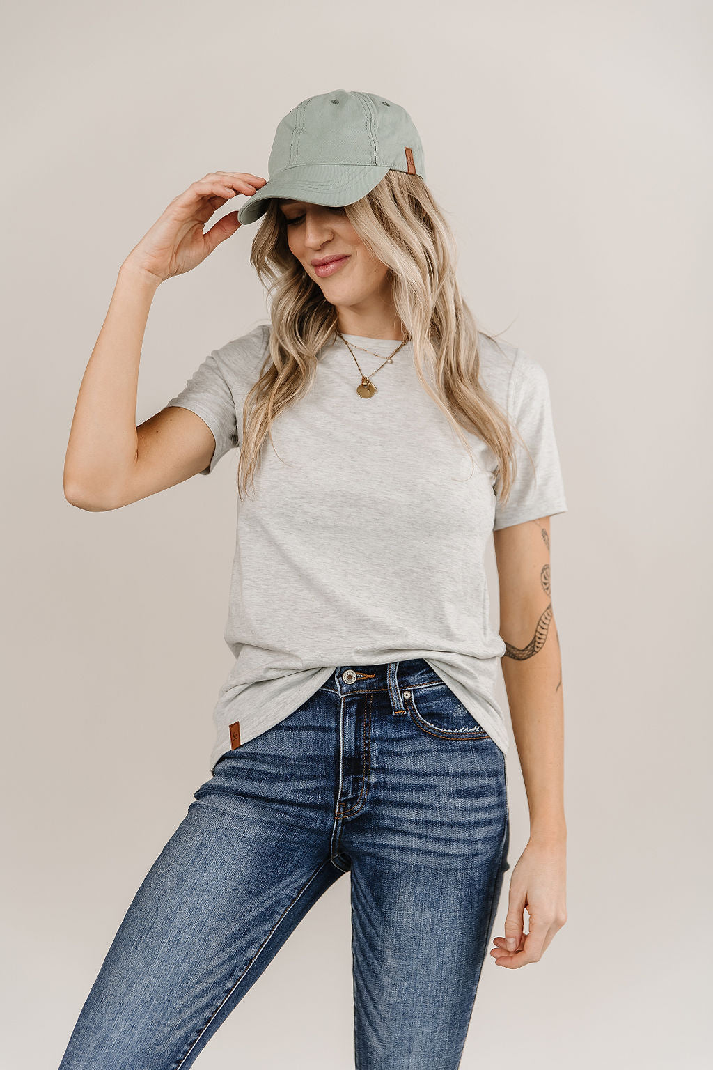 Crew V Neck Lulu Tee- Heather Grey