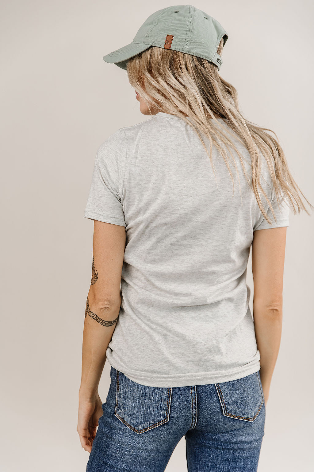 Crew V Neck Lulu Tee- Heather Grey