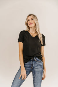 V Neck Lulu Tee- Black